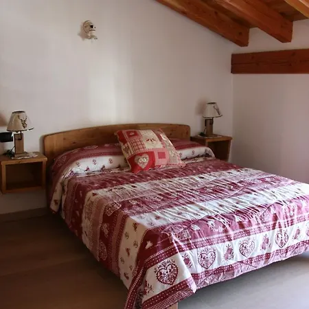 Lo Trapei אאוסטה